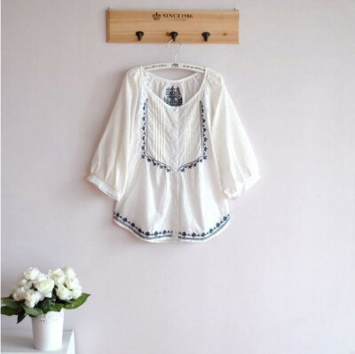 棉麻女装森林系森女笼袖宽松大码甜美刺绣圆领衬衫娃娃衫衬衣