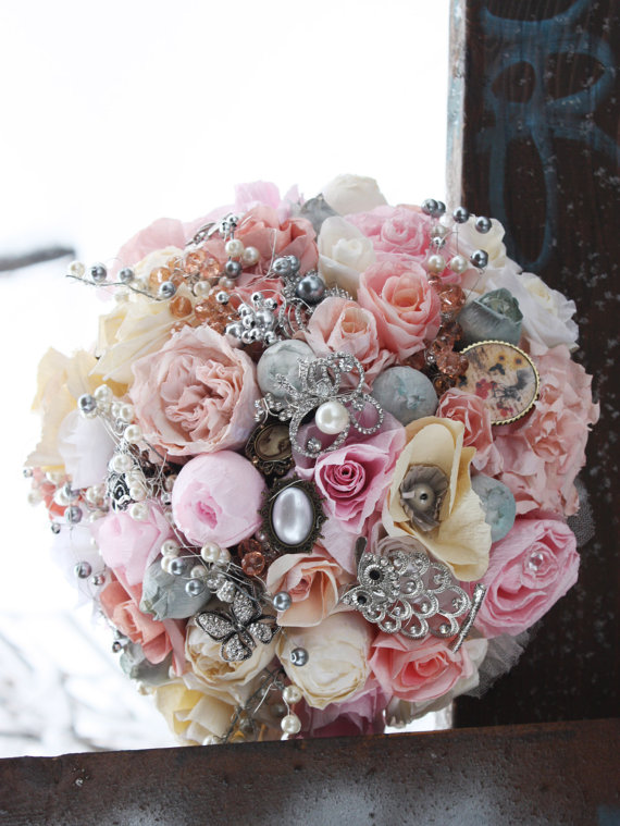 DEPOSIT for a VINTAGE look large mix of brooches and paper flowers bouquet/ Total cost of this bouquet is 200dollars