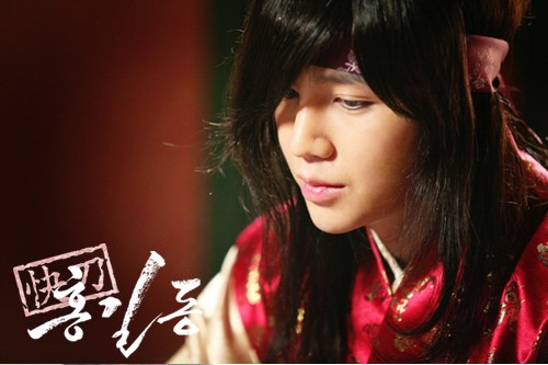 张根硕快刀洪吉童剧照