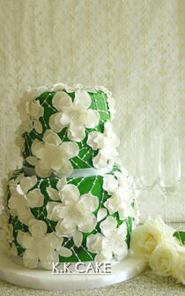 绿色森林蛋糕