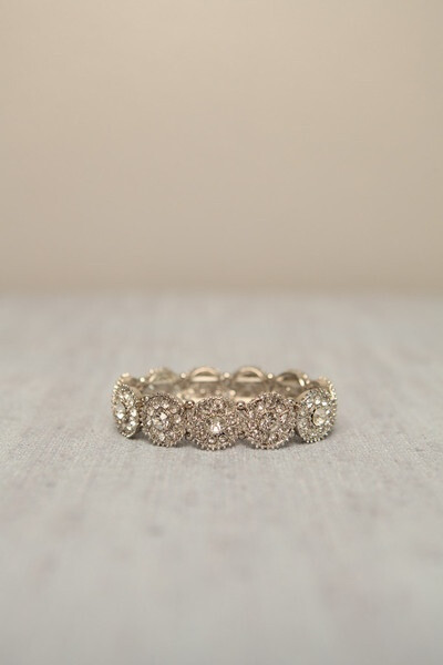 Vintage inspired wedding band