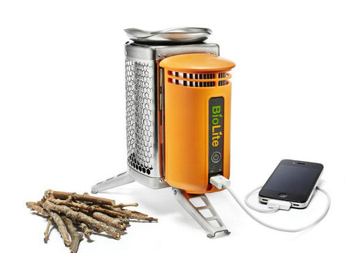 【随身小电厂 BioLite CampStove】现在的智能手机很少有能待机很久的，追求多核和大屏让现在的智能手机都比较容易没电，那么在野外没有电源充电时你该依靠谁呢?BioLite CampStove是你可靠的伙伴!……