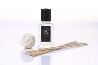 伴随这我度过每一天，让我每天好心情。YILANSAM