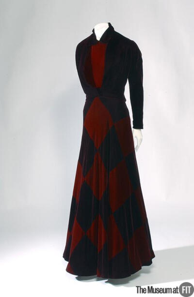 Evening ensemble Madame Grès, 1942 The Museum at FIT