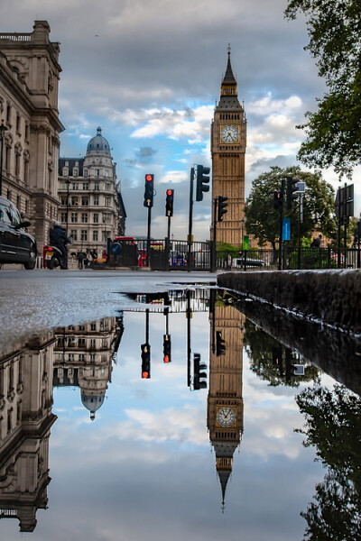 反射，伦敦，英国通过besttravelphotos的照片