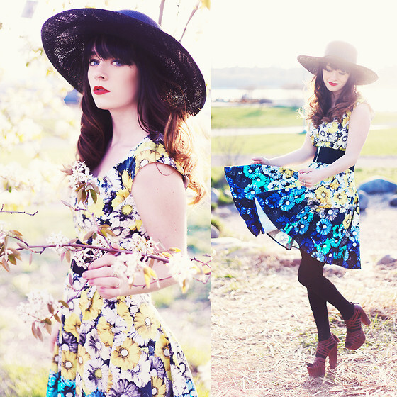 Panama Gaucho Hat, Maggy London Floral Print Dress, Matiko Heels - IN FULL BLOOM. - Rachel-Marie Iwanyszyn