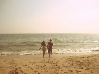 你说过以后我们要一起旅行，去你想去的西藏，去我想去的丽江。