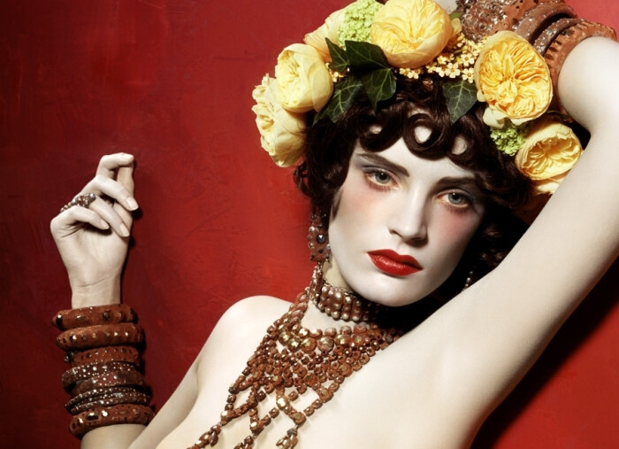 Glamyr ot Miles Aldridge.