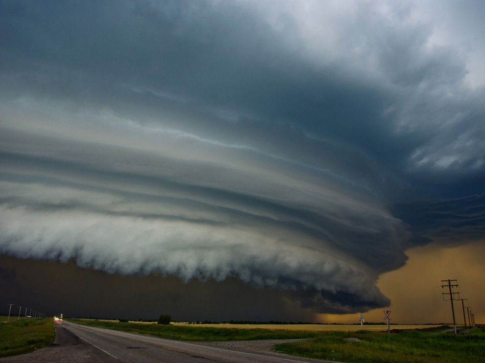 Picture of a shelf cloud in Saskatchewan The day began as any other storm-chasing day in the Canadian Prairies. My girlfriend and I followed this particular storm from its birth and observed as it formed this gorgeous shelf structure eight hours later, at the end of the day. The photo was taken just