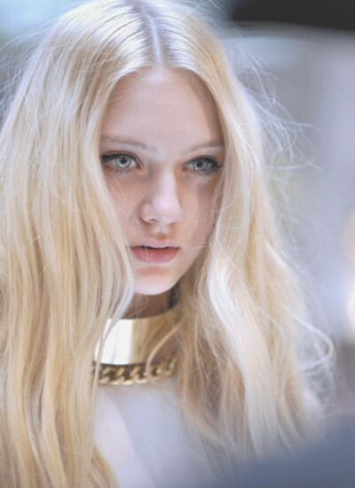 Nastya Kusakina Backstage at Paco Rabanne F/W 12-13 Paris