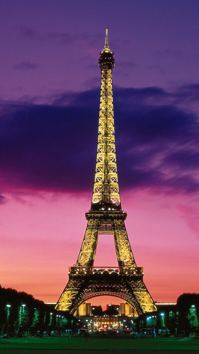 Eiffel Tower At Night Paris France iPhone 5 Wallpaper