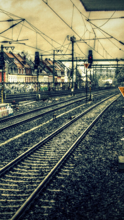 Train Station Hdr iPhone 5 Wallpaper