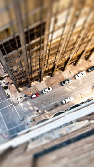 Dont Look Down iPhone 5 Wallpaper