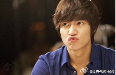 乖。给你过2童节，别嘟个嘴卖萌~