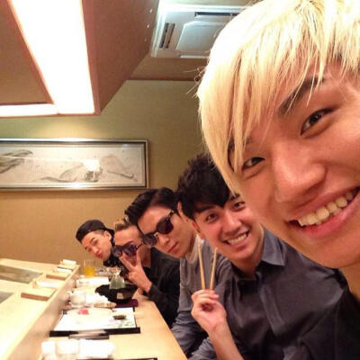 Big Bang's Sushi Time~~~