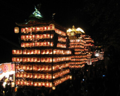 富山市八尾町，曳山祭。摄影by ひまわり