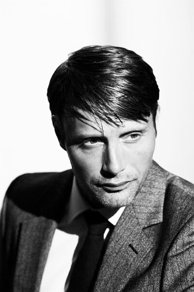 Mads Mikkelsen