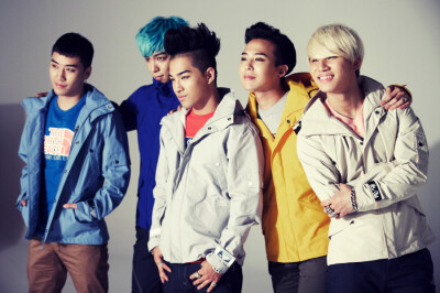 BIGBANG The north face Never stop dreaming camping