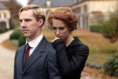 Benedict Cumberbatch Rebecca Hall 队列之末