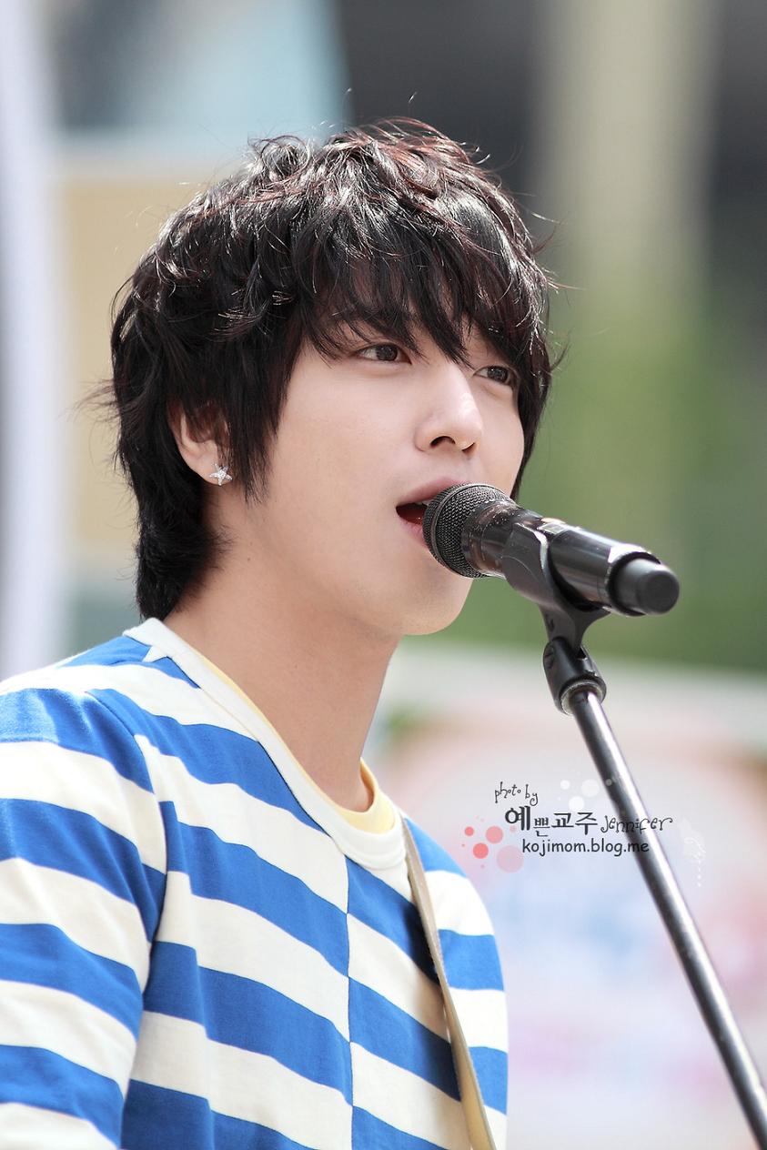 Yong~