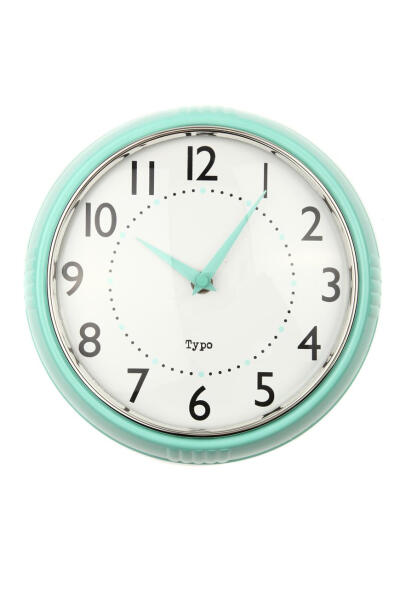 typo clock