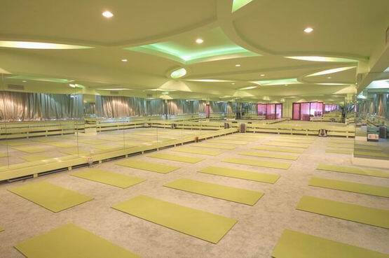 高温瑜珈 热瑜伽 BIKRAMYOGA 关注健康 理疗