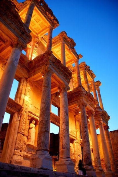 Celsius library in Ephesus Turkey