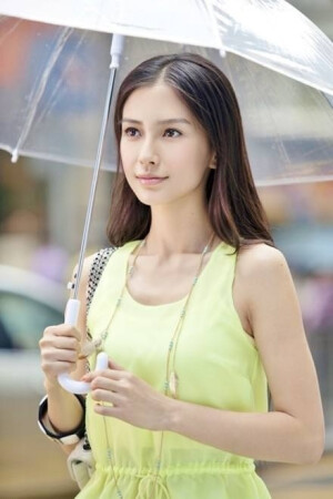 美人  Angelababy 。