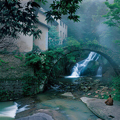 你就是一道风景 ，没必要在别人风景里面仰视。