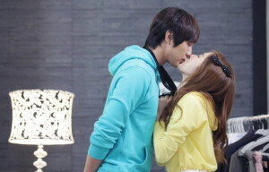 韩国池贤宇和刘仁娜