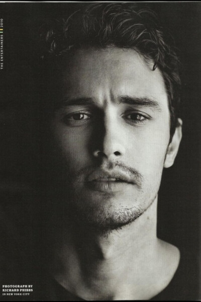 James Franco,笑起来超好看。