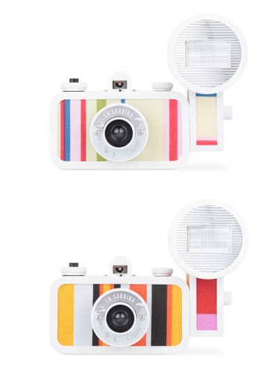 La Sardina Camera and Flash Capri Saracena Capture wide angle shots and make wild multiple exposures with this special edition 35mm La Sardina