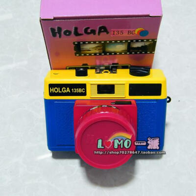 LOMO 相机正品Holga 135BC 135 BC 暗角王【多彩款】 http://item.taobao.com/item.htm?id=14620989018