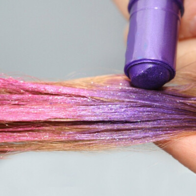 新的染发棒，比之前那种明明就是色粉笔的好用一万倍！！！不用洗头，干发就上色！！！