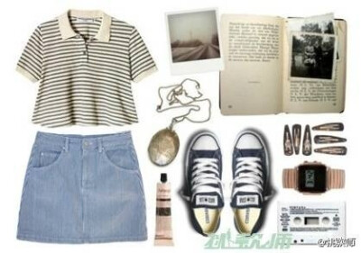 学生的行头，帆布鞋、笔记本、眼镜。一晃就过了