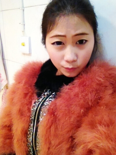 把自己化成鬼这样我会假装认不得自己