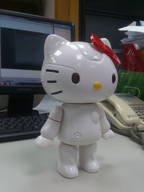 Robot Kitty