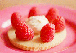 好萌的水果，我有种想把它压下去的冲动