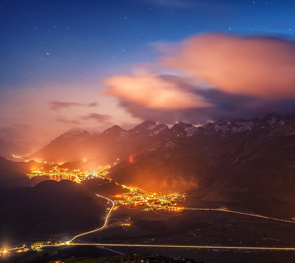 俯瞰 山下 灯火 夜景 阑珊