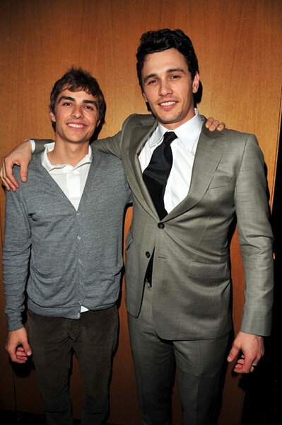 詹姆斯·弗兰科 James Franco 和他的弟弟 戴夫·弗兰科 Dave Franco