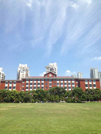 上海大学