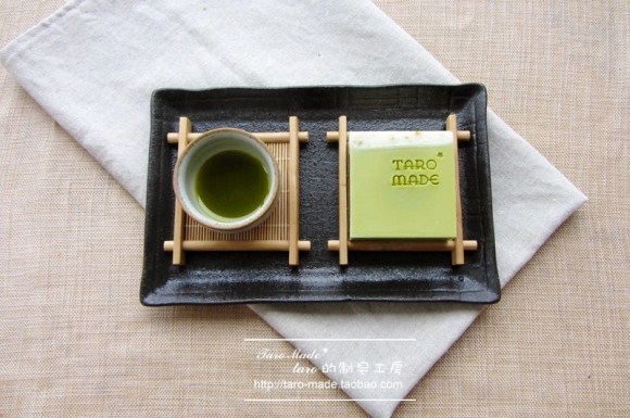 绿美人，绿茶沐浴皂，抗辐射美白。 http://item.taobao.com/item.htm?spm=a1z10.1.w4004-2030552200.1.kfuZYM&amp;id=20760831042