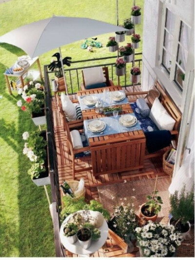 阳光暖一点，再暖一点，日子慢一些，再慢一些。