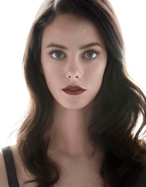 卡雅·斯考达里奥 Kaya Scodelario