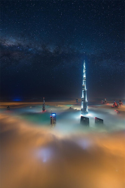 Dubai Galactica