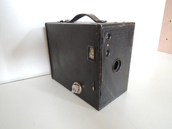 1924-1933年美产 柯达KODAK 方箱机NO.2A BROWNIE MODEL C