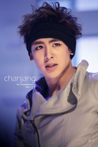 nichkhun