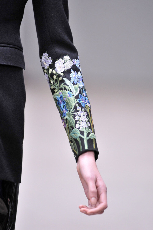 Christopher Kane FallWinter 2010-11