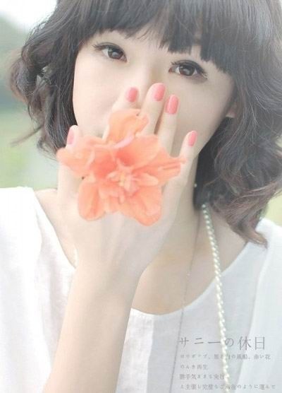 什么叫多余？夏天的棉袄，冬天的蒲扇，还有等我已经心冷后你的殷勤。——李碧华