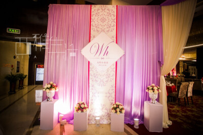 长沙西雅生活婚庆 西雅生活婚庆团队 又一力作，紫色主题 搭配小细节 抓住眼前的设计